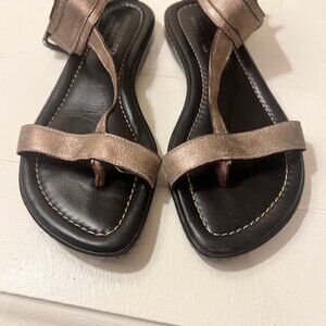 Donald Pliner Size 7 Strap Sandals - Bronze